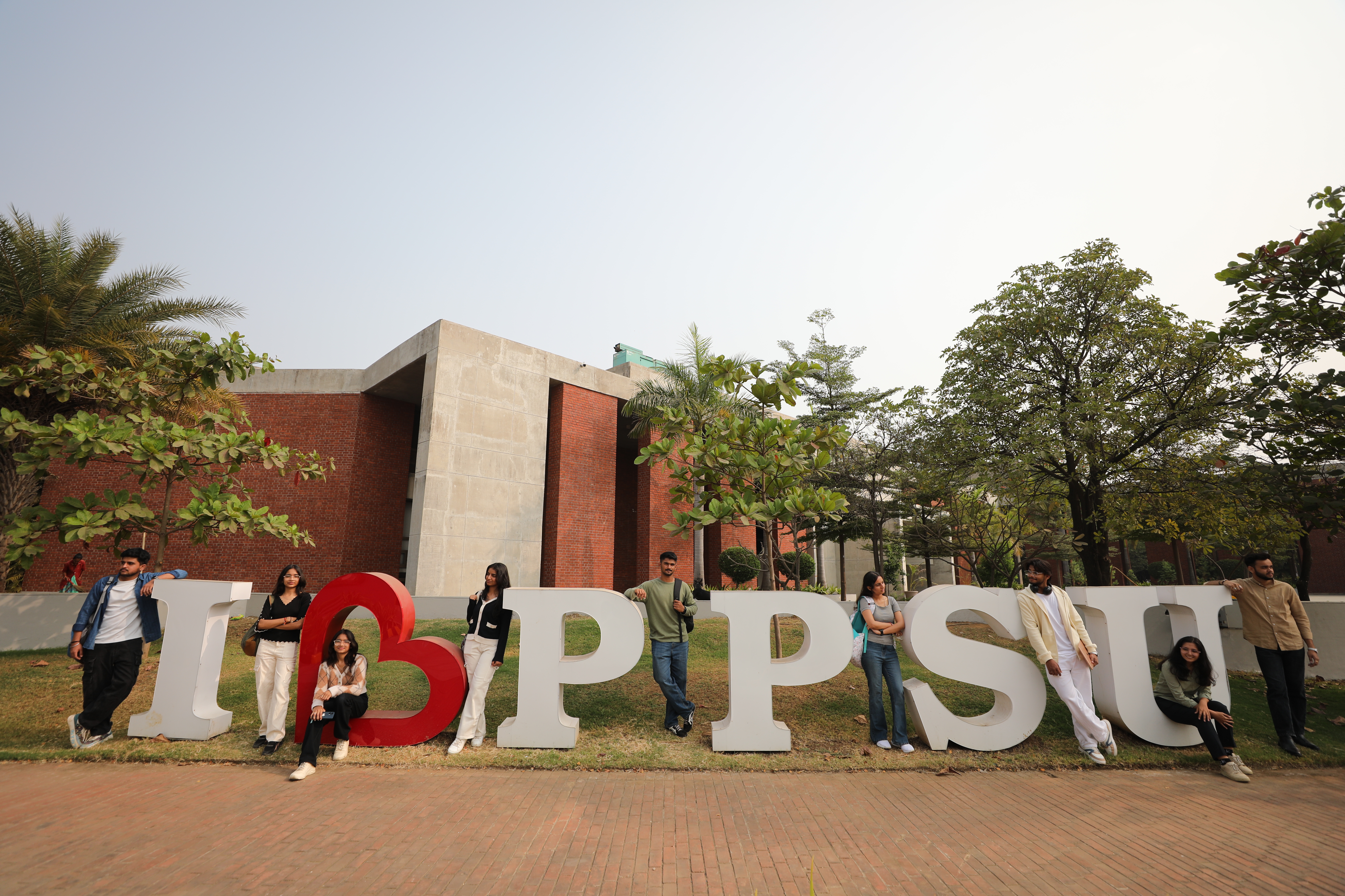School of Liberal Arts and Management Studies campus moment