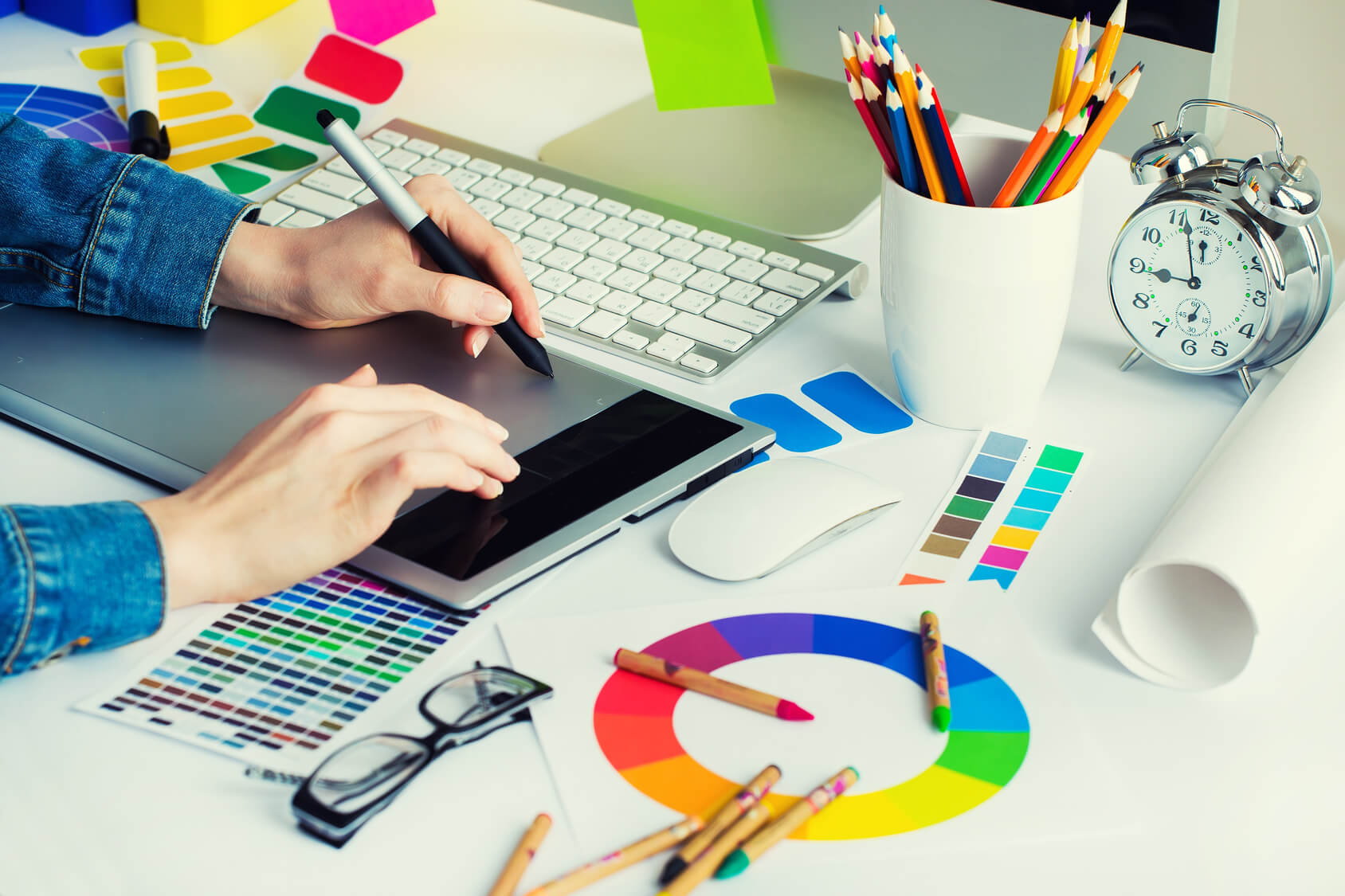 Visual & Communication Design